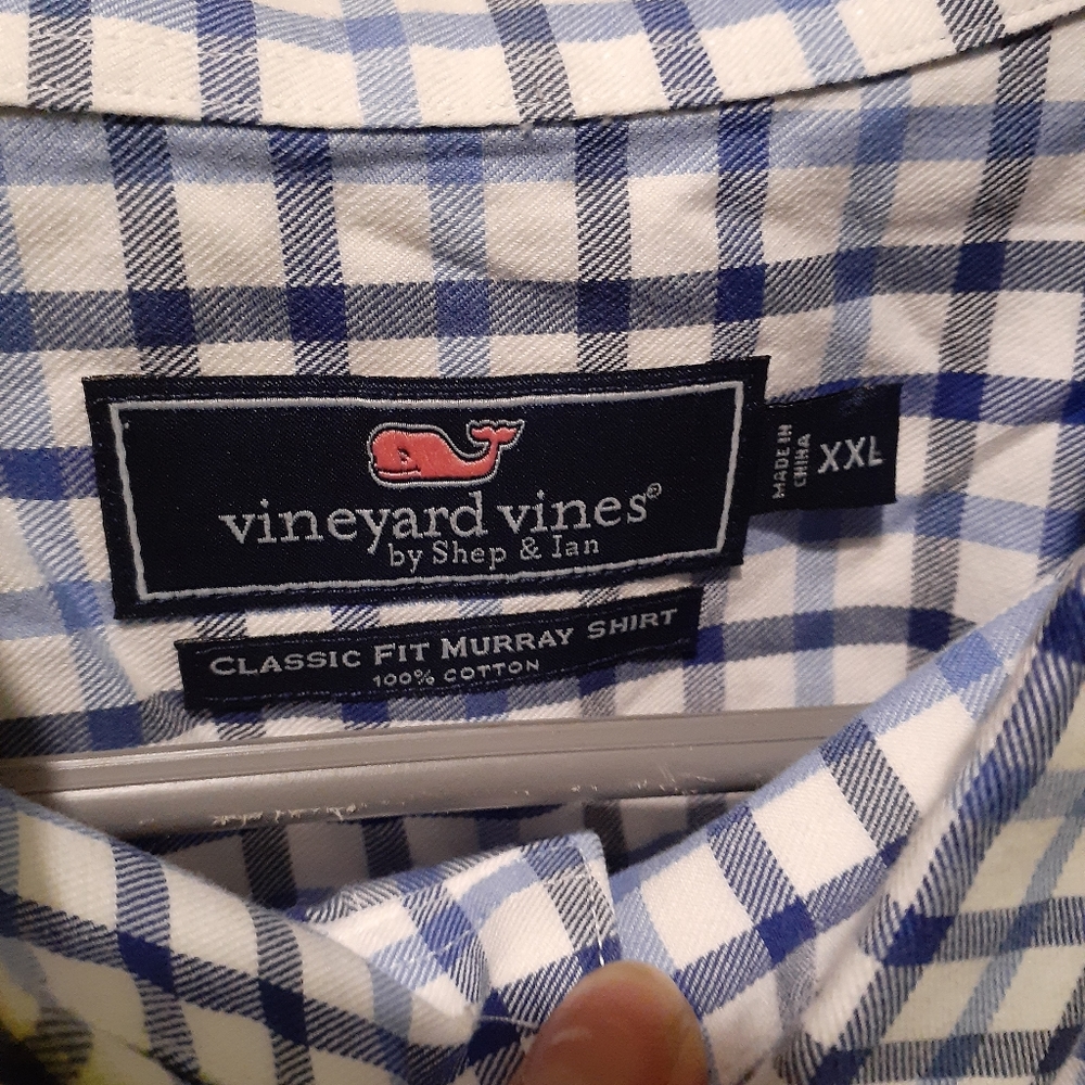 Vineyard vines shirt